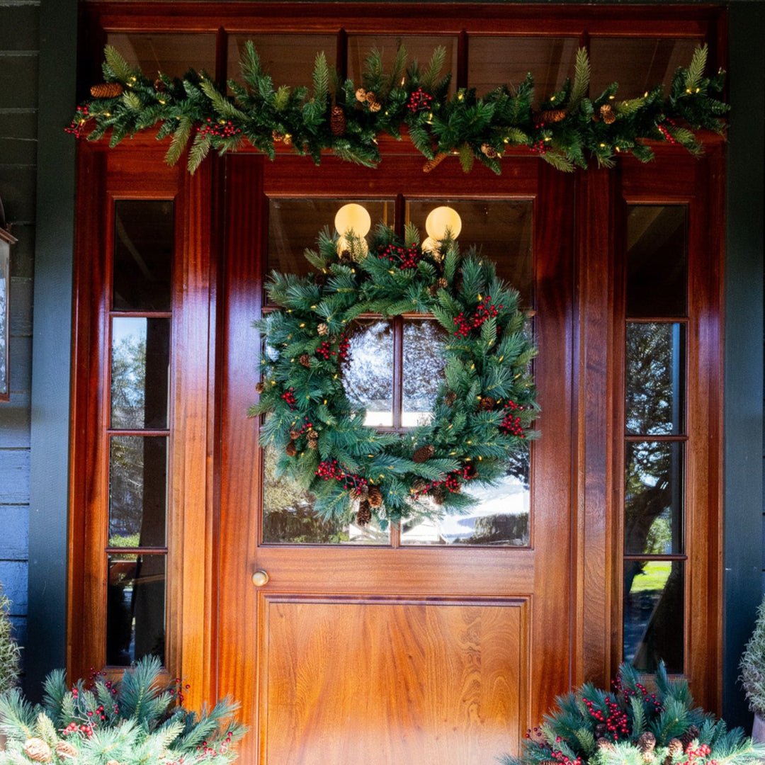 Woodland Wreath - Battery Operated with Dual Color Lights