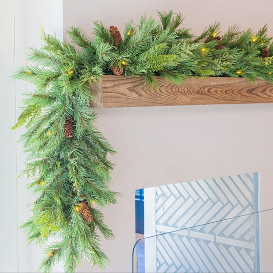 Aspen Garland - Battery Operated with Dual Color Lights