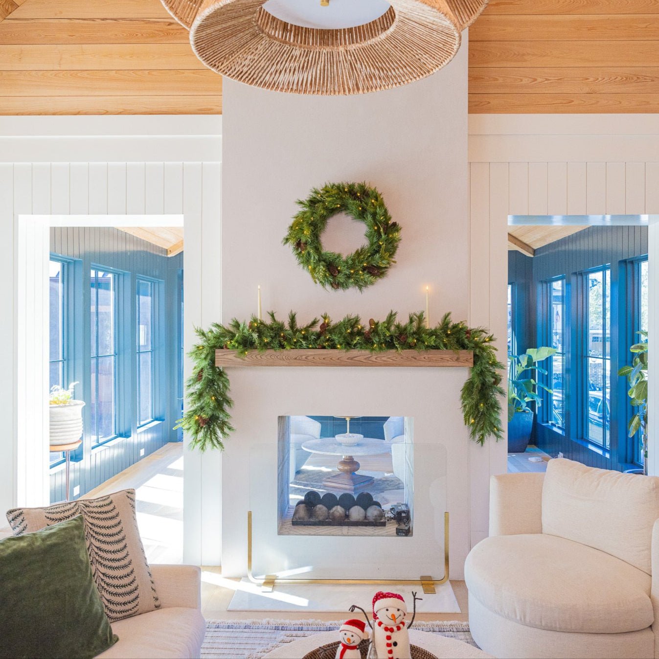 Aspen Wreath - Battery Operated with Dual Color T5 Lights