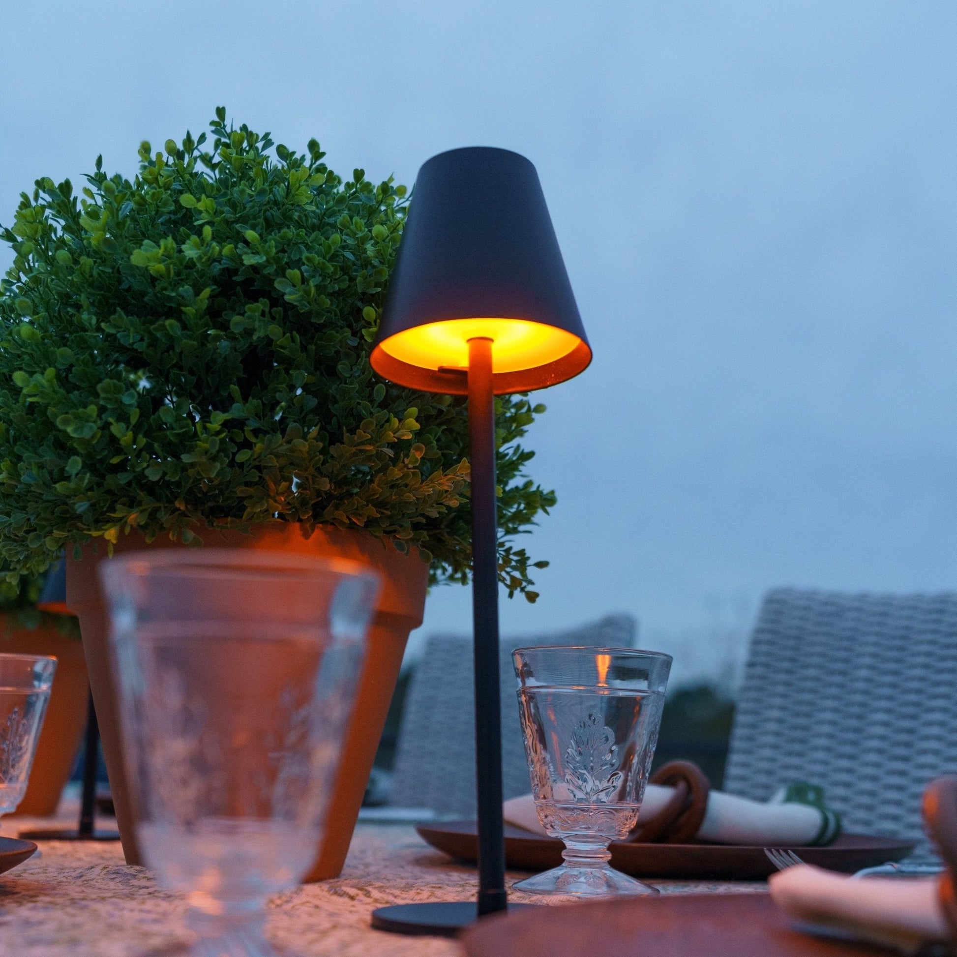 4 - in - 1 Newport Cafe Lamp with Bug Deterrent Setting - Celestial Lights
