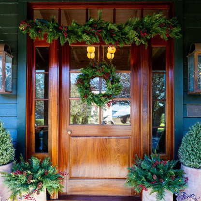 Plymouth Wreath - Battery Operated with Dual Color Lights 24" Diam.